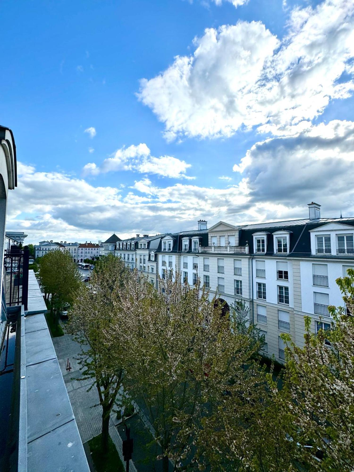 Suite Medicis Near Disneyland Serris Exterior foto